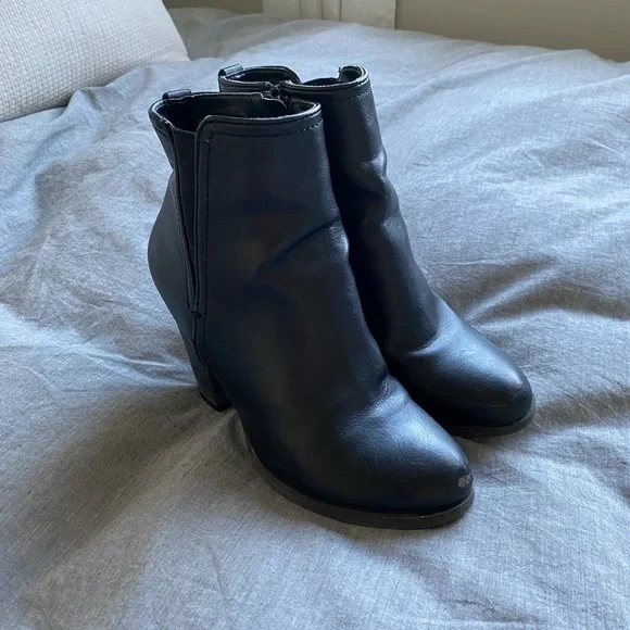 Call It Spring Boots - Picture 3 of 4